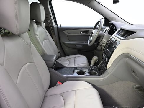 Used 2015 Chevrolet Traverse LT AWD/4WD image 16