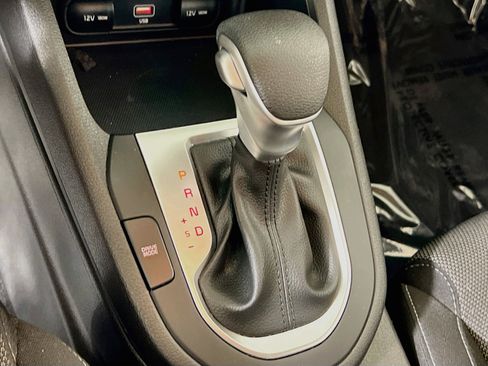 Used 2023 Kia Forte LXS w/ LXS Technology Package FWD image 16