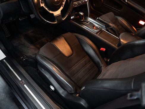 Used 2010 Nissan GT-R Premium AWD/4WD image 24