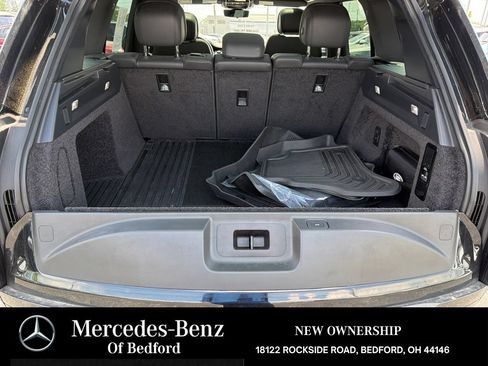 Used 2023 Land Rover Range Rover SE AWD/4WD image 23
