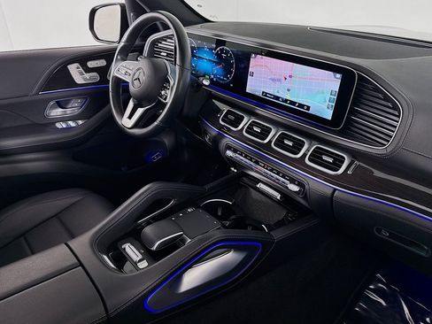 Certified 2023 Mercedes-Benz GLS 450 4MATIC image 18