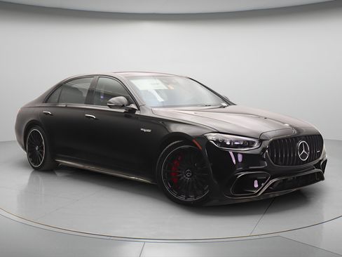New 2026 Mercedes-Benz S 63 AMG S image 13