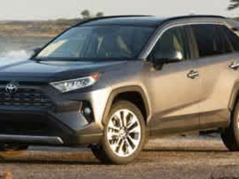 Used 2021 Toyota RAV4 Limited image 1