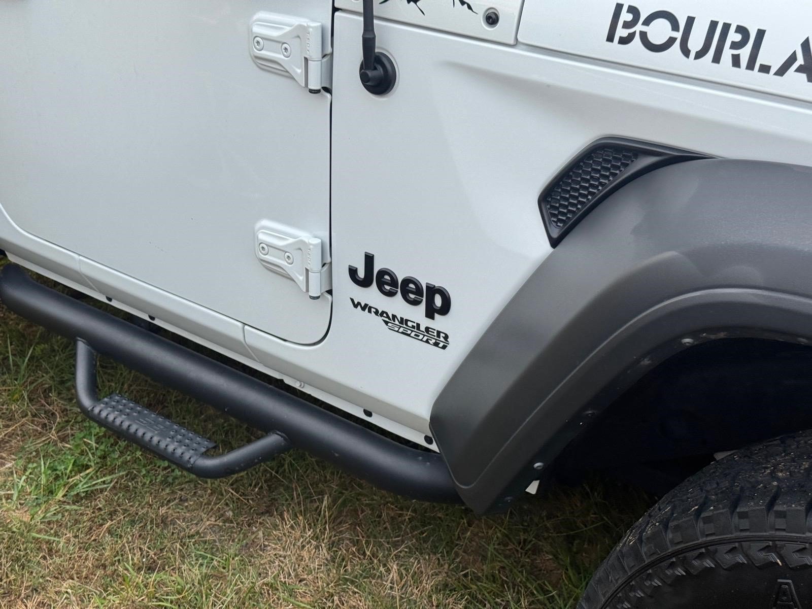 Used 2021 Jeep Wrangler Sport AWD/4WD image 12