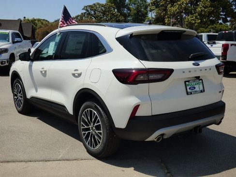 New 2025 Ford Escape Base w/ PHEV Premium Package image 21