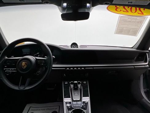 Used 2023 Porsche 911 Carrera image 6