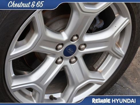 Used 2019 Ford Escape Titanium image 23