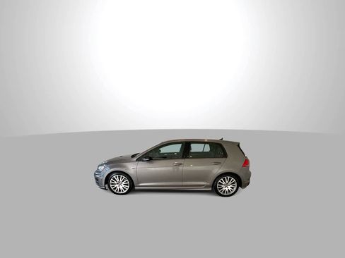 Used 2016 Volkswagen Golf R 4-Door image 5