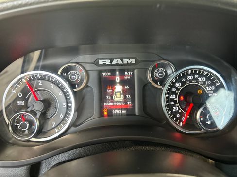 Used 2022 RAM 2500 Tradesman AWD/4WD image 15