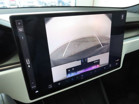 Used 2021 Tesla Model S Plaid AWD/4WD image 19