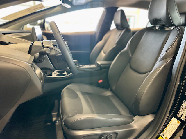 New 2027 Toyota Prius FWD image 9