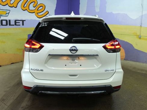 Used 2018 Nissan Rogue SV image 7