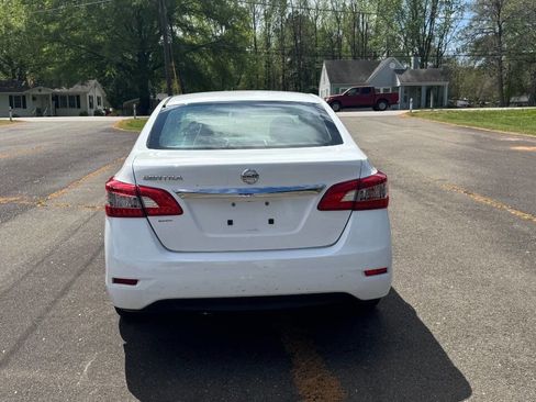 Used 2015 Nissan Sentra S image 7