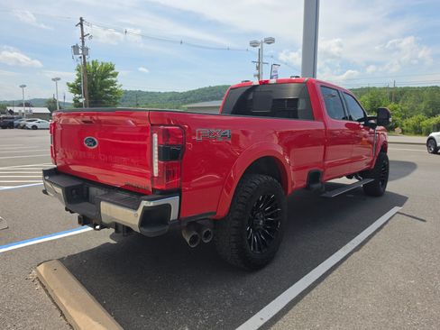 Used 2023 Ford F350 Lariat w/ Lariat Ultimate Package AWD/4WD image 3