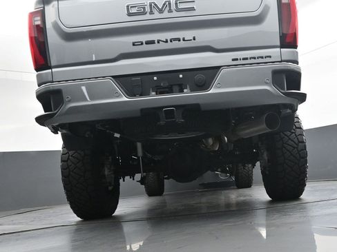 Used 2025 GMC Sierra 2500 Denali Ultimate w/ Max Trailering Package AWD/4WD image 34
