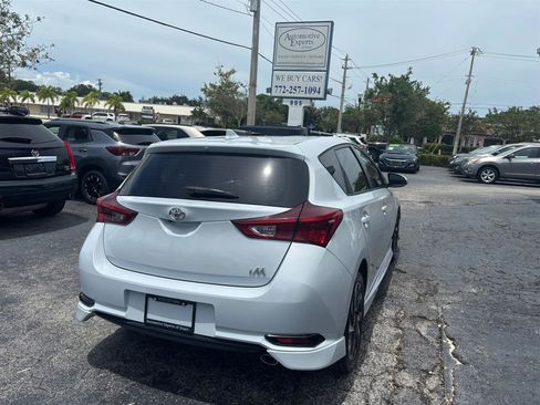 Used 2017 Toyota Corolla iM FWD image 5
