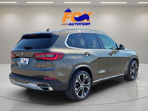 Used 2022 BMW X5 xDrive40i w/ Premium Package AWD/4WD image 4
