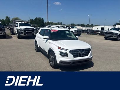 Used 2020 Hyundai Venue SEL w/ Convenience + Premium Package