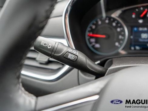 Used 2024 Chevrolet Equinox LT image 23