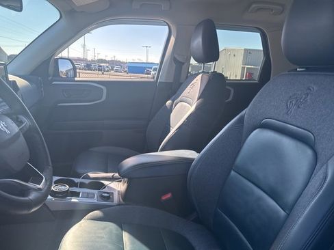 Used 2023 Ford Bronco Sport Outer Banks image 9