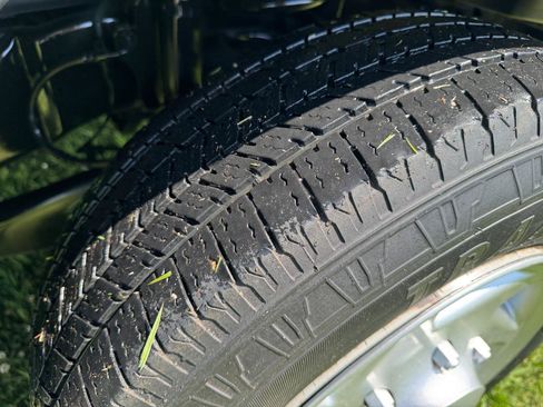 Used 2012 Ford E-350 and Econoline 350 XLT RWD image 8