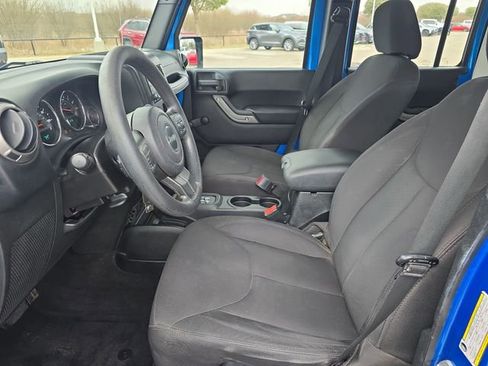 Used 2015 Jeep Wrangler Unlimited Sport image 14