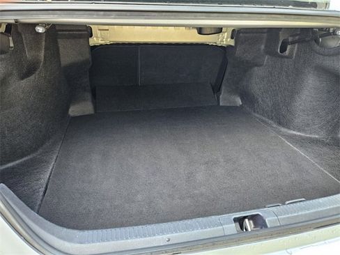 Used 2024 Toyota Camry SE image 16