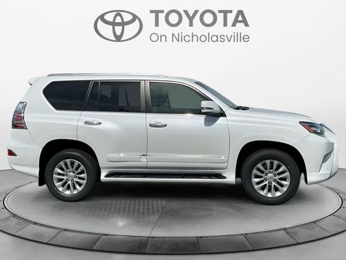 Used 2018 Lexus GX 460 Premium w/ Premium Package AWD/4WD image 7