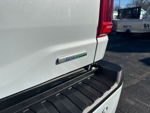 Used 2022 Ford F150 XLT w/ Equipment Group 302A High image 12