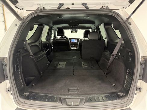 Used 2023 Dodge Durango GT image 31