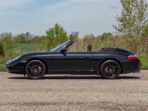 Used 2002 Porsche 911 Carrera image 2