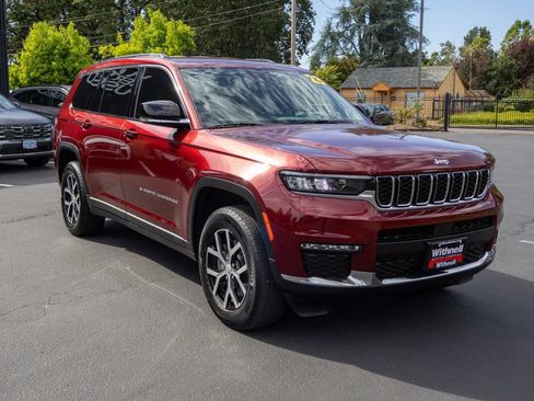 Used 2023 Jeep Grand Cherokee L Limited w/ Trailer Tow Group (B) AWD/4WD image 5