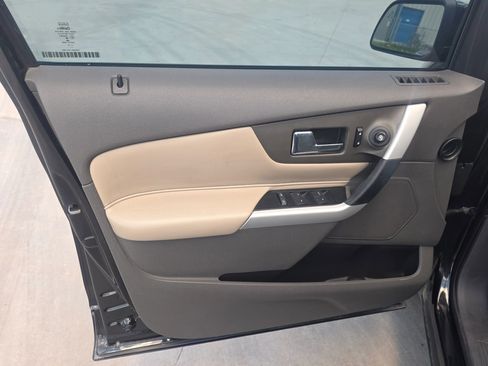 Used 2014 Ford Edge SEL w/ Equipment Group 205A FWD image 24