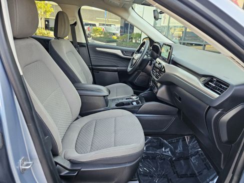 Used 2022 Ford Escape SE image 29