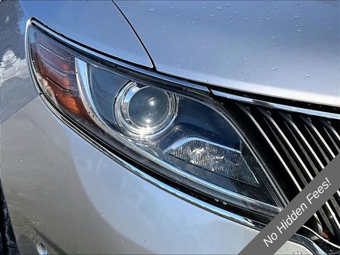 Used 2013 Lincoln MKS AWD image 26