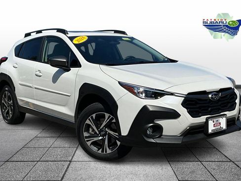 Used 2024 Subaru Crosstrek 2.0i Premium image 1