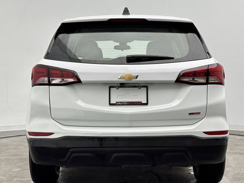 Used 2022 Chevrolet Equinox LS w/ LPO, Floor Liner Package image 6