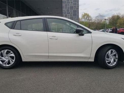 Certified 2025 Subaru Impreza 2.0i AWD/4WD image 12