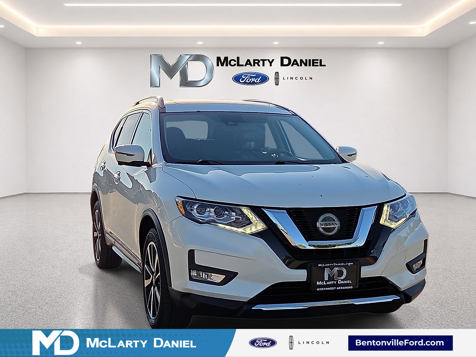 Used 2020 Nissan Rogue SL w/ Premium Package AWD/4WD image 1