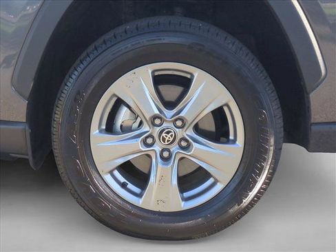 Used 2024 Toyota RAV4 XLE w/ Convenience Package AWD/4WD image 24