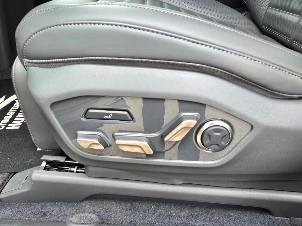 Used 2024 Kia EV9 Land AWD/4WD image 14