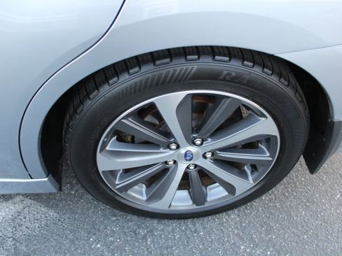 Used 2015 Subaru Legacy 3.6R Limited image 20