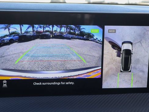 Used 2025 Nissan Kicks SR w/ SR Premium Package FWD image 35