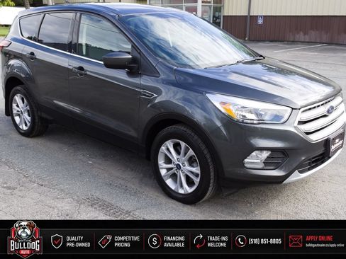 Used 2019 Ford Escape SE AWD/4WD image 3