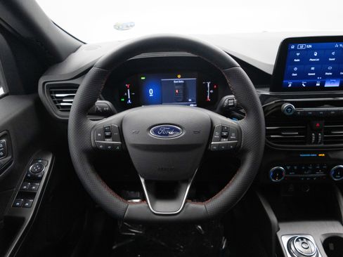 New 2025 Ford Escape ST-Line Elite image 31