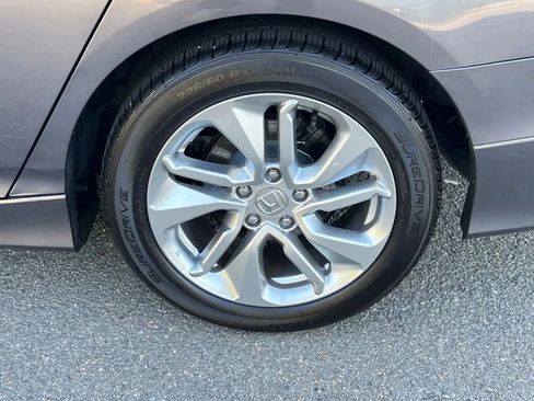 Used 2019 Honda Accord LX image 33