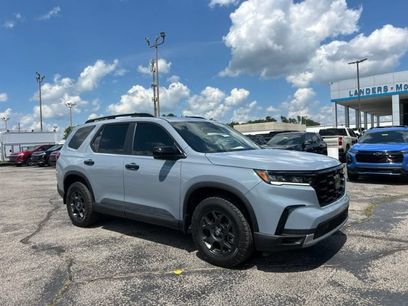 Used 2025 Honda Pilot TrailSport