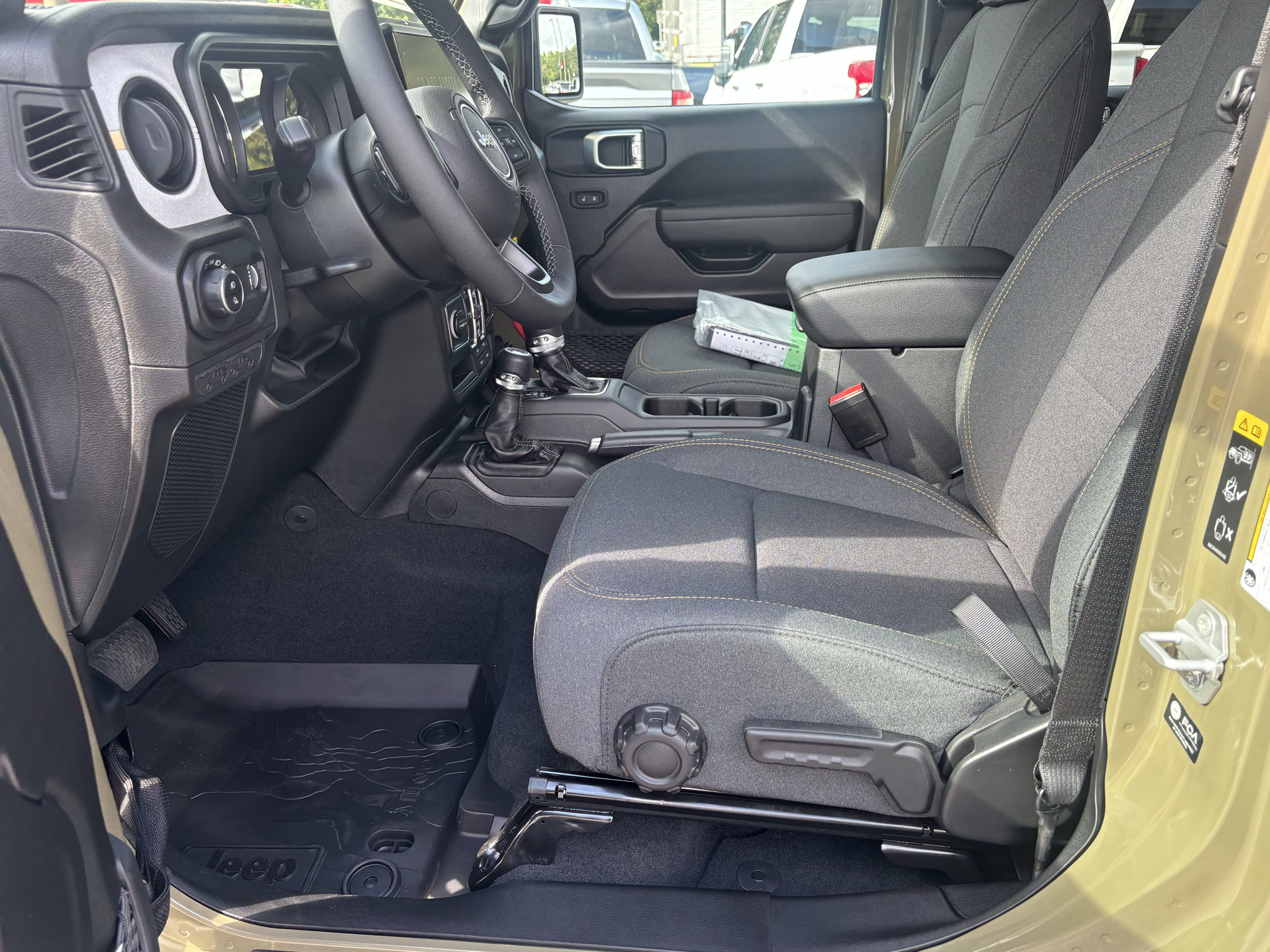 New 2027 Jeep Gladiator Sport AWD/4WD image 12