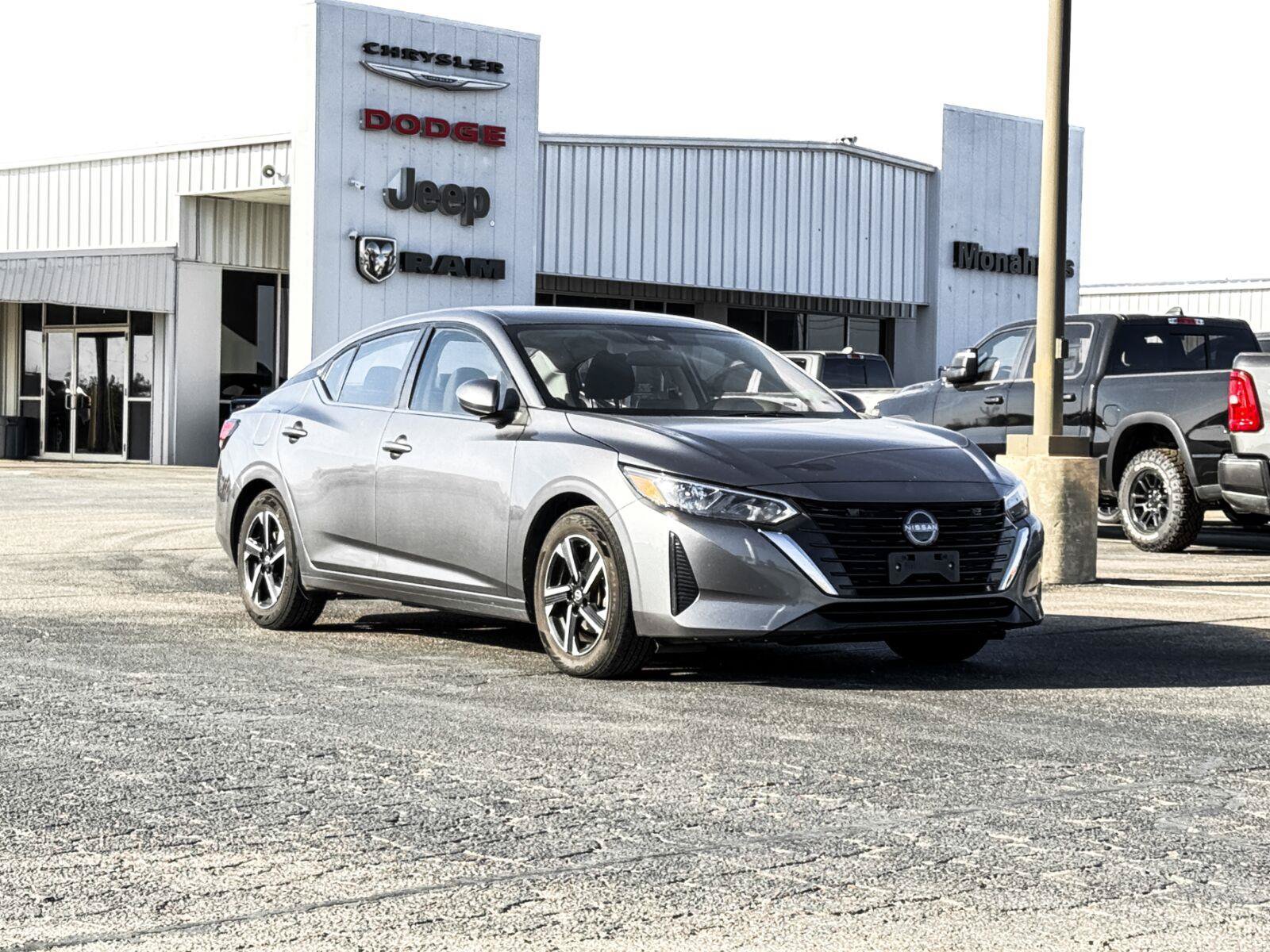 Used 2024 Nissan Sentra SV FWD image 6