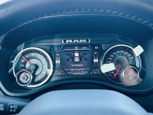 Used 2021 RAM 1500 Big Horn image 18